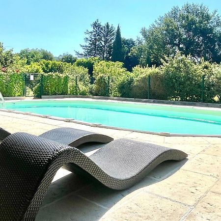 Rendez-Vous Avec Les Cigales - Gite 6 Personnes 100M2 - Piscine Privee - Climatisation Cheval-Blanc Екстериор снимка